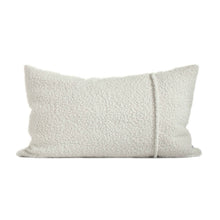 Afbeelding in Gallery-weergave laden, kussen van bouclé